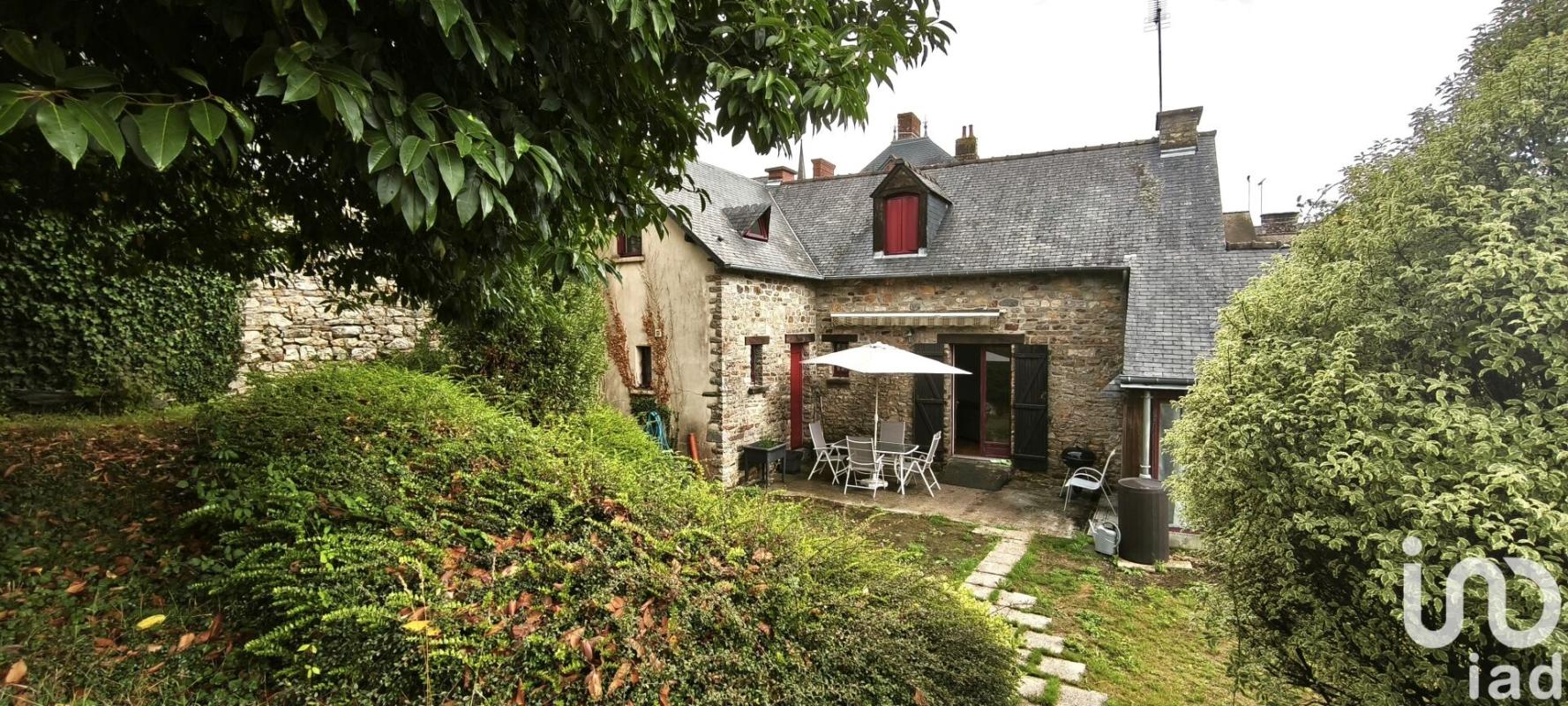 Maison 4 Pièce(s) Livré-sur-Changeon