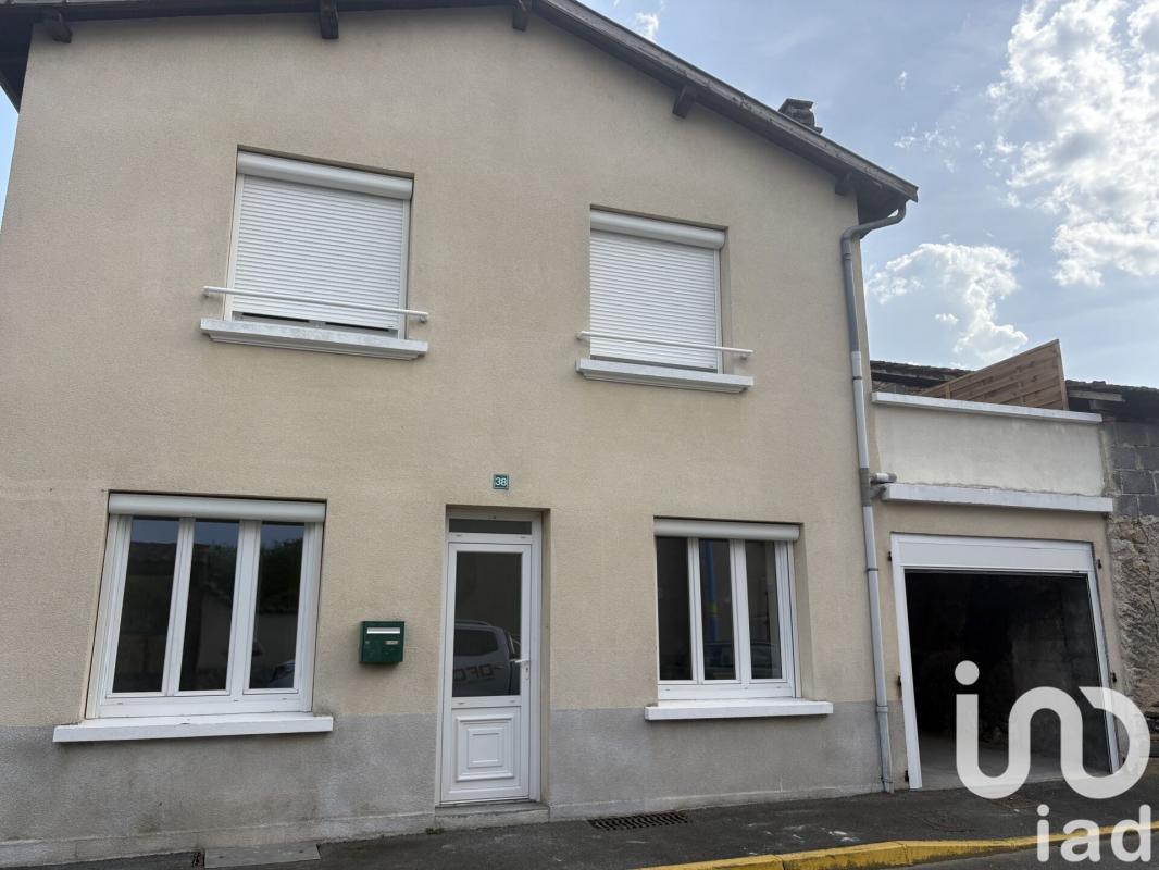Maison de ville 6 Pièce(s) Puy-Guillaume