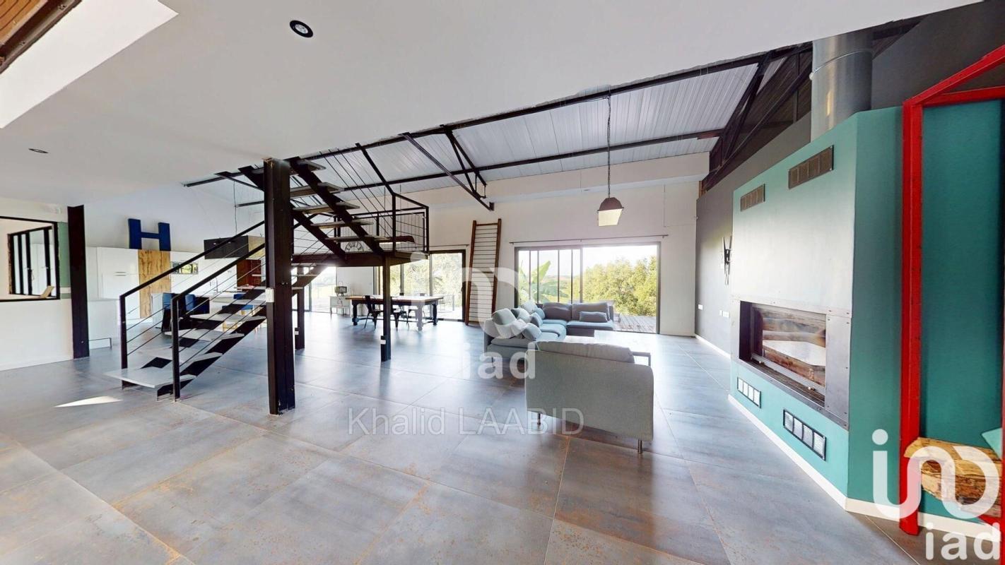 Maison 7 Pièce(s) Montesquieu