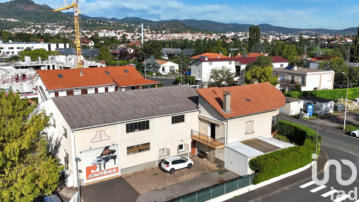 Maison traditionnelle 9 Pièce(s) Romagnat