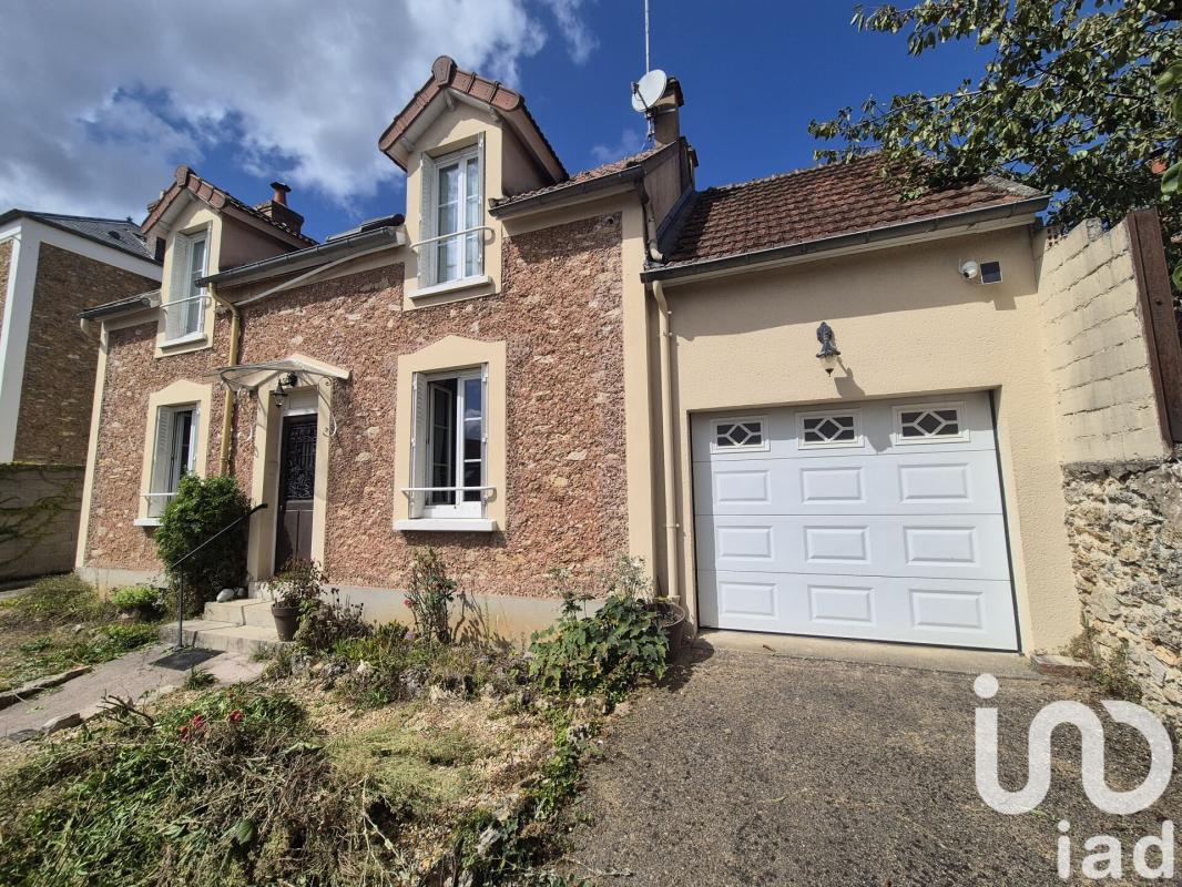 Maison 4 Pièce(s) Lardy