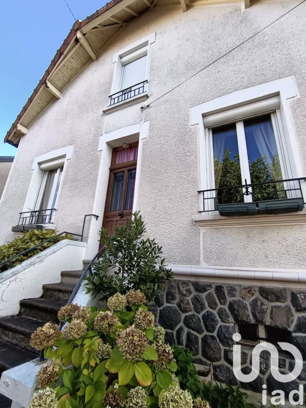 Maison traditionnelle 6 Pièce(s) Montluçon