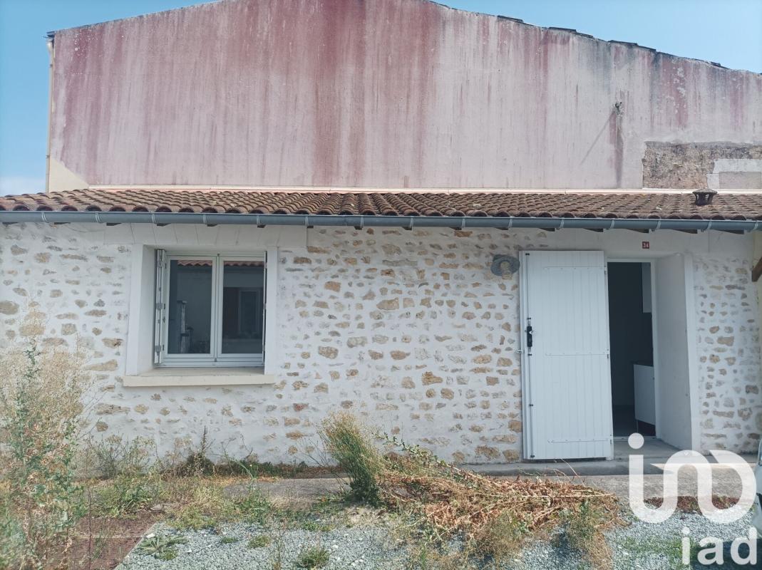 Maison de village 3 Pièce(s) Saint-Just-Luzac