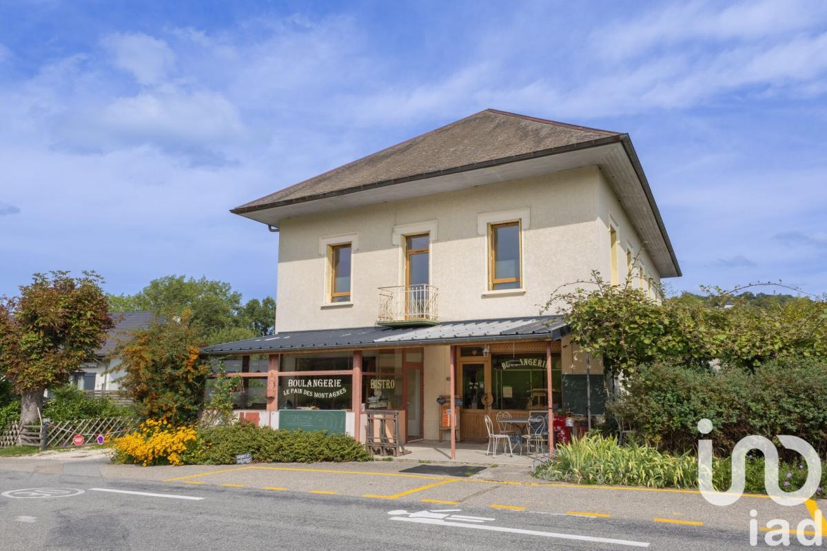 Maison 8 Pièce(s) Entrelacs