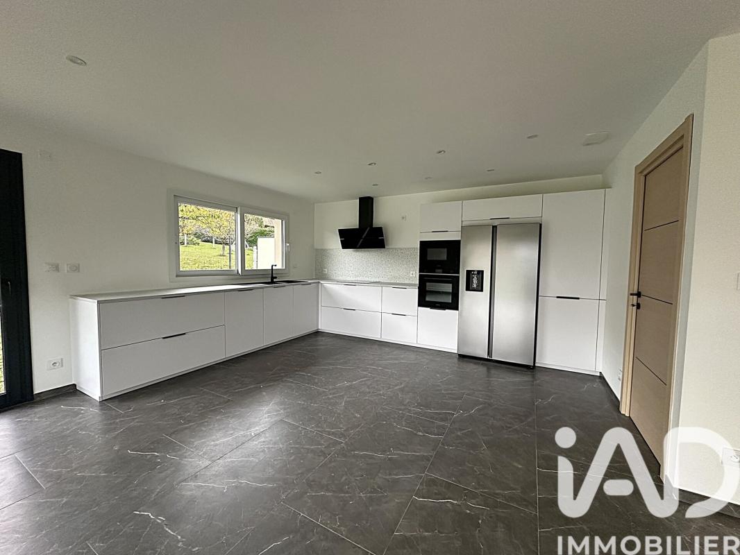 Maison 5 Pièce(s) Villerest