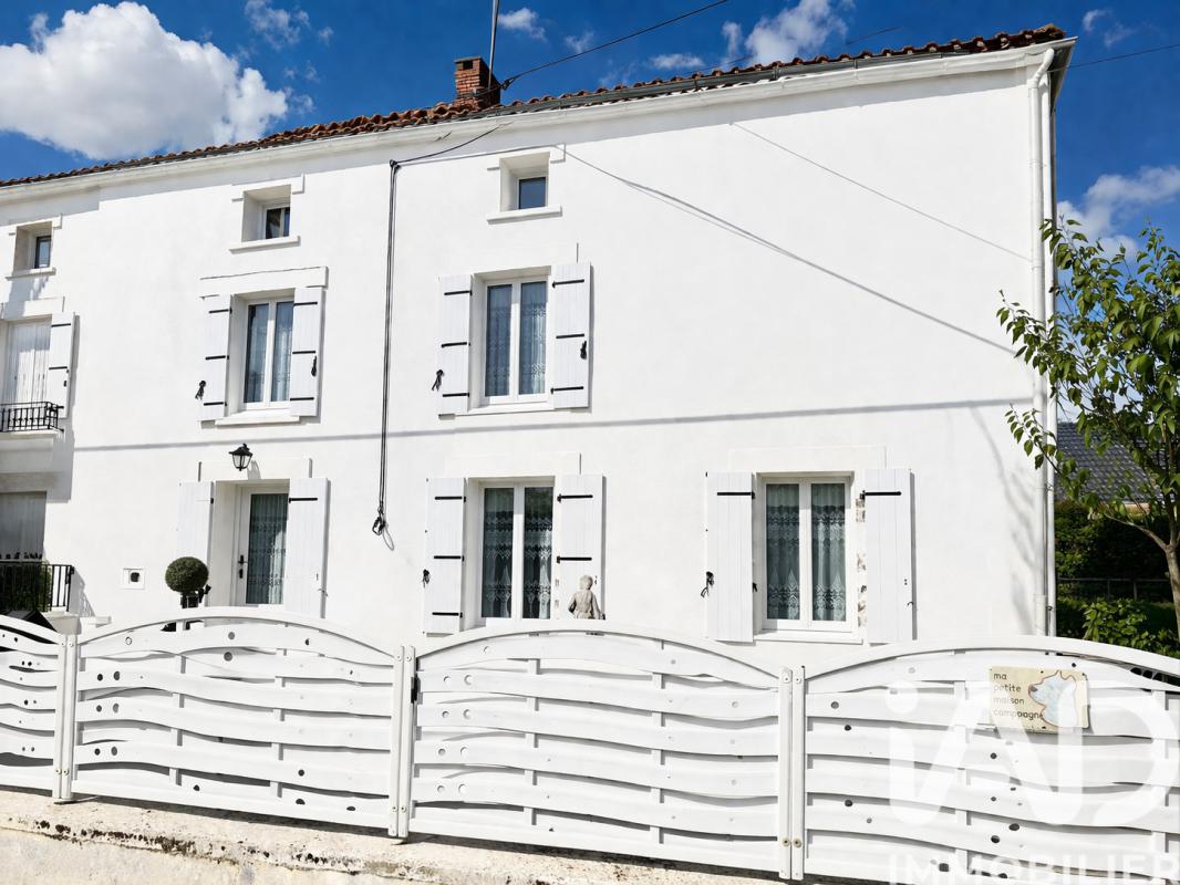 Maison de village 6 Pièce(s) Abzac