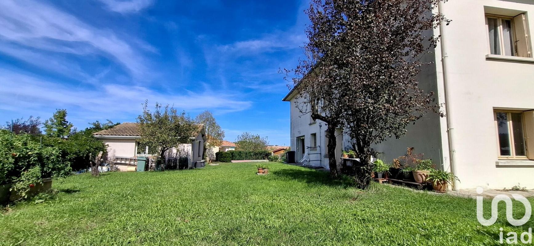 Maison traditionnelle 10 Pièce(s) Muret