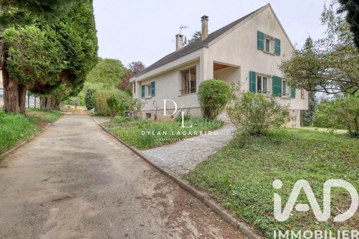 Maison 7 Pièce(s) Parmain