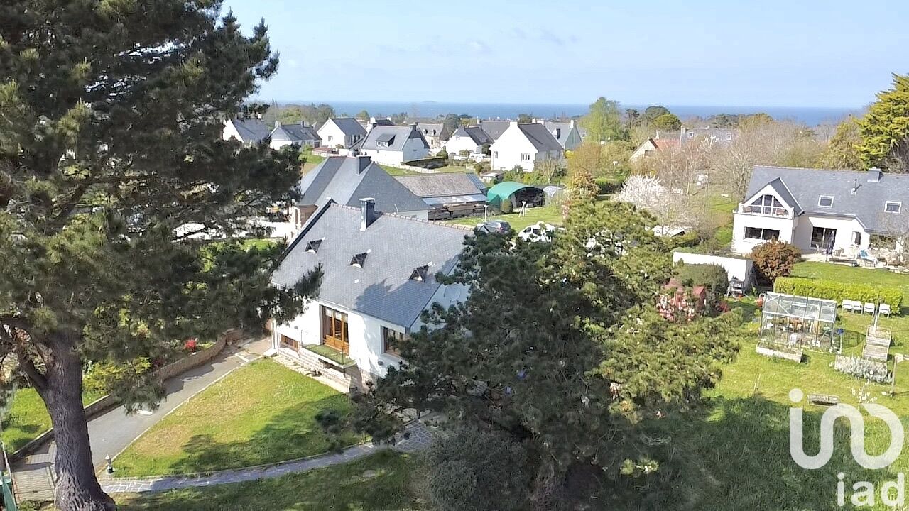 Maison traditionnelle 8 Pièce(s) Trélévern