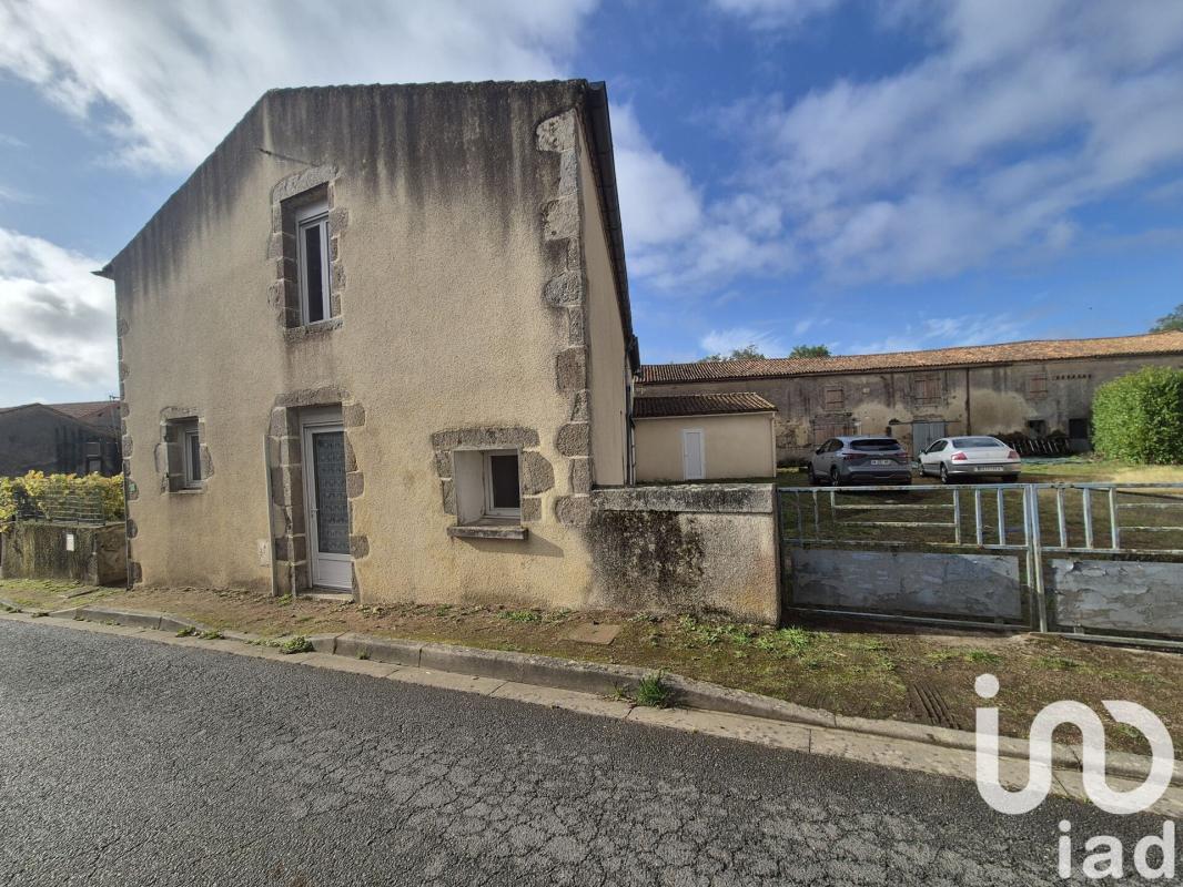 Maison 4 Pièce(s) Saint-Varent - Photo 11