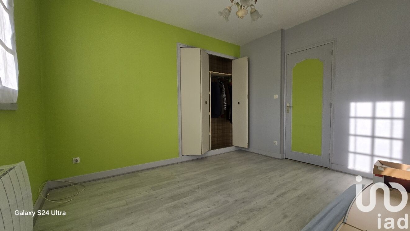 Maison 7 Pièce(s) Saint-Amand-Montrond - Photo 8