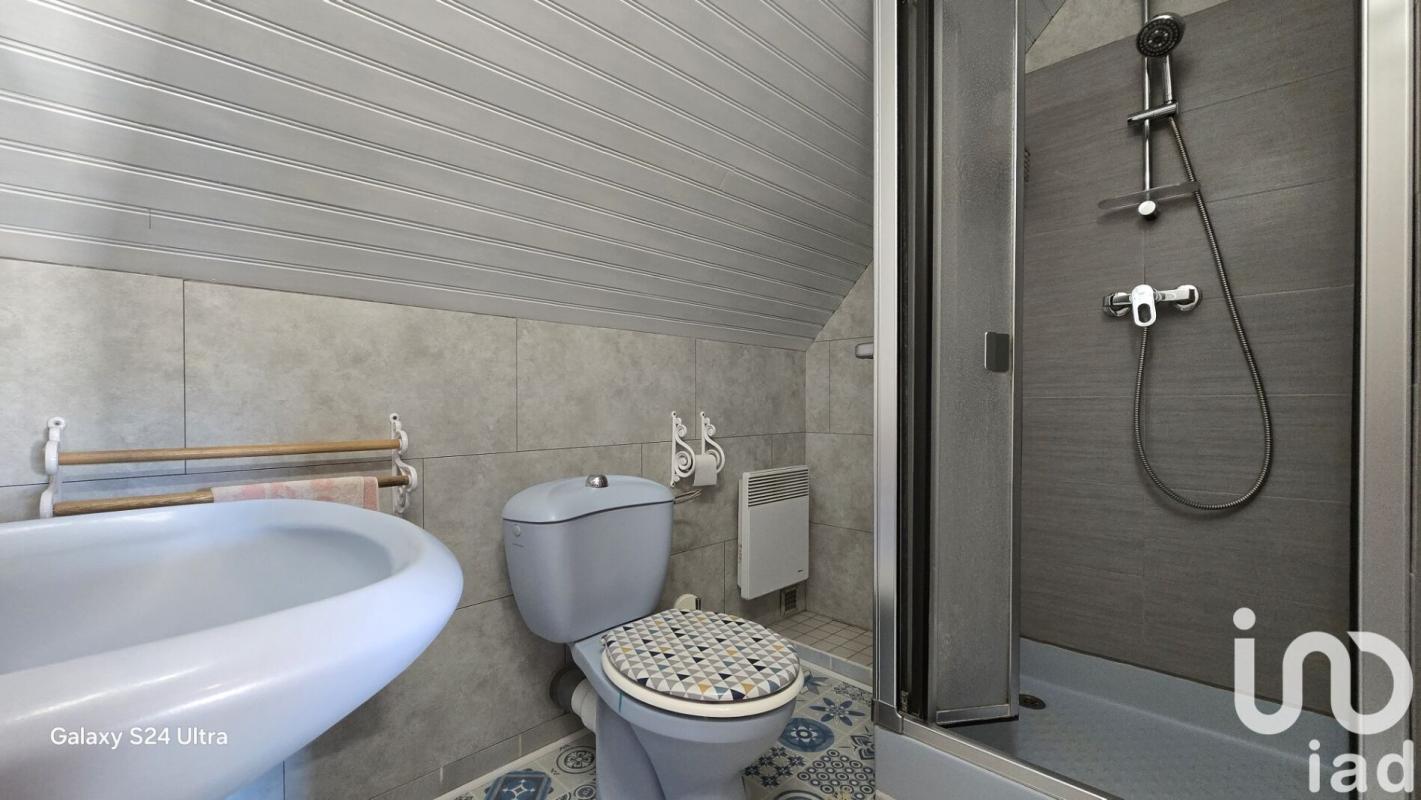 Maison 7 Pièce(s) Saint-Amand-Montrond - Photo 15