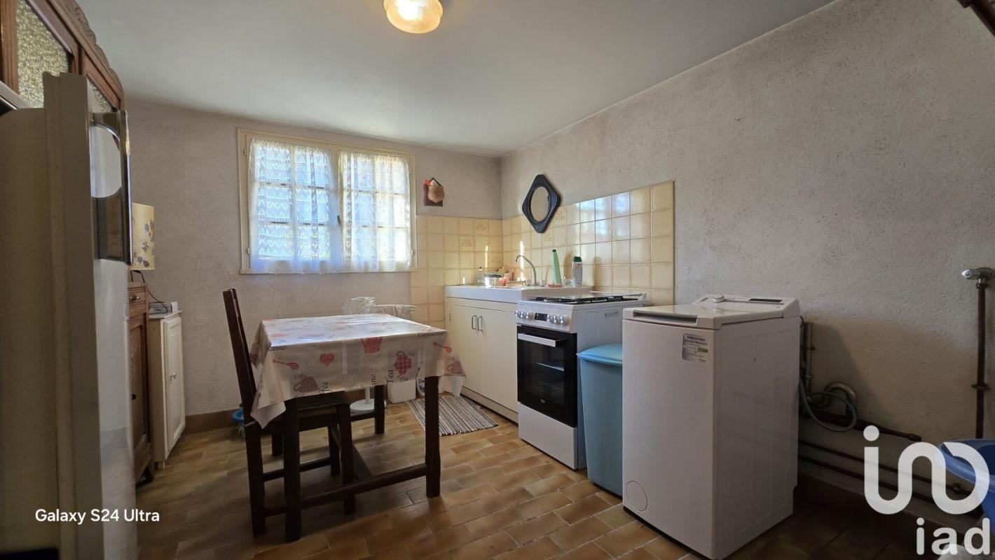 Maison 7 Pièce(s) Saint-Amand-Montrond - Photo 17