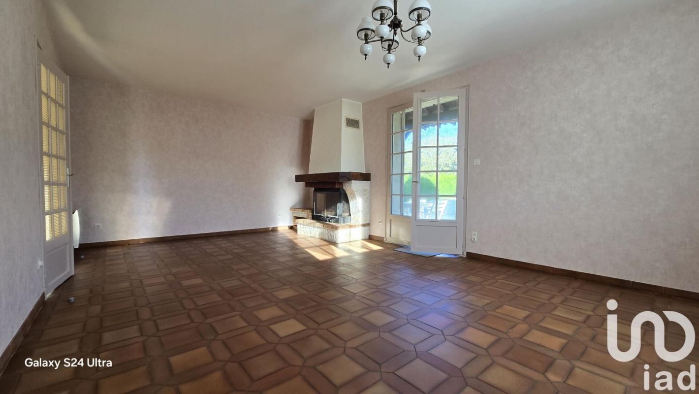 Maison 7 Pièce(s) Saint-Amand-Montrond - Photo 27