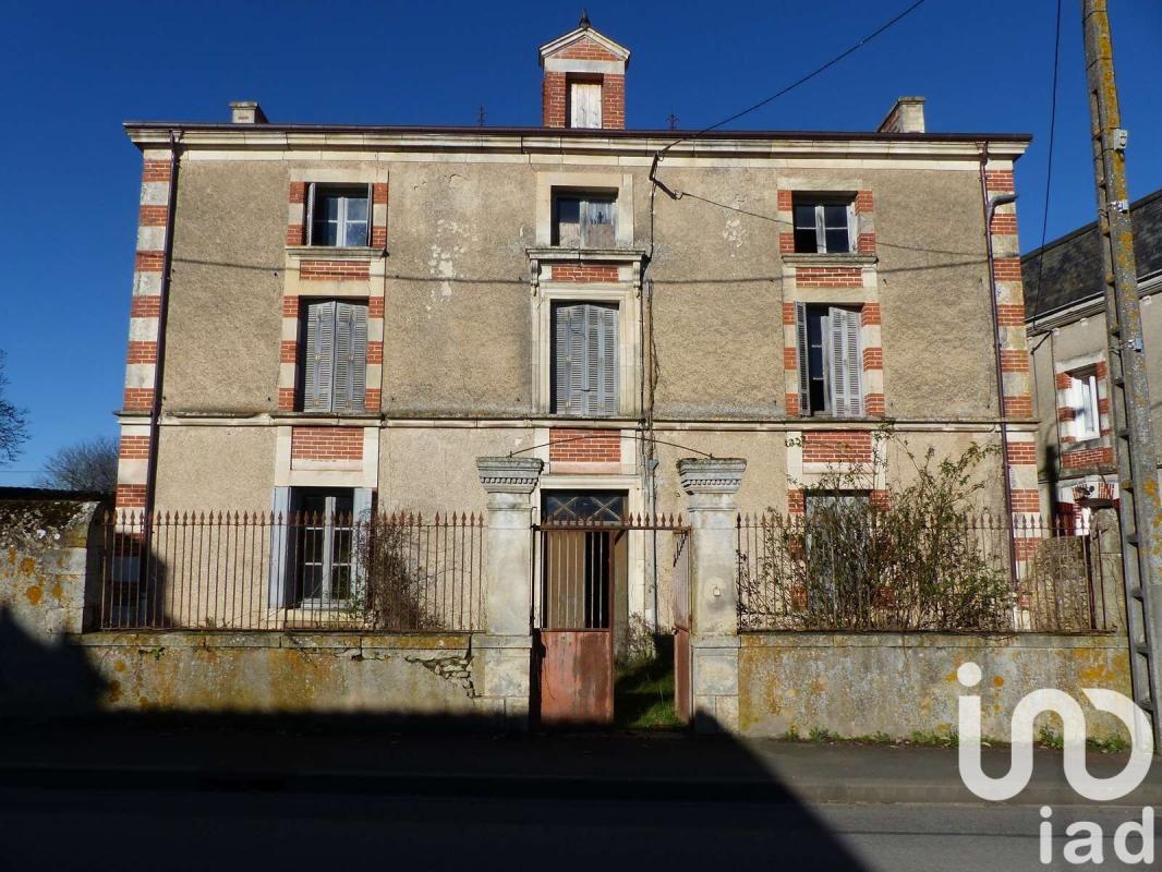 Maison 9 Pièce(s) Thénezay
