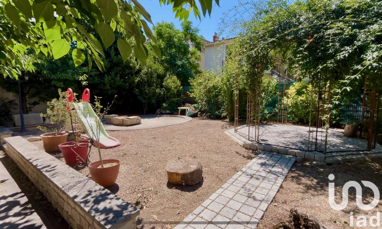 Maison traditionnelle 5 Pièce(s) L'Isle-sur-la-Sorgue