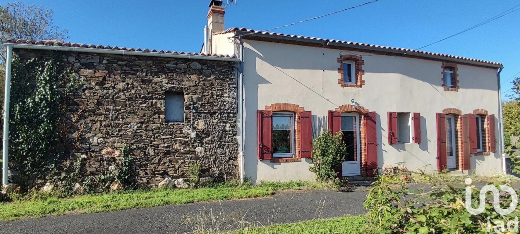 Maison 8 Pièce(s) Chavagnes-en-Paillers