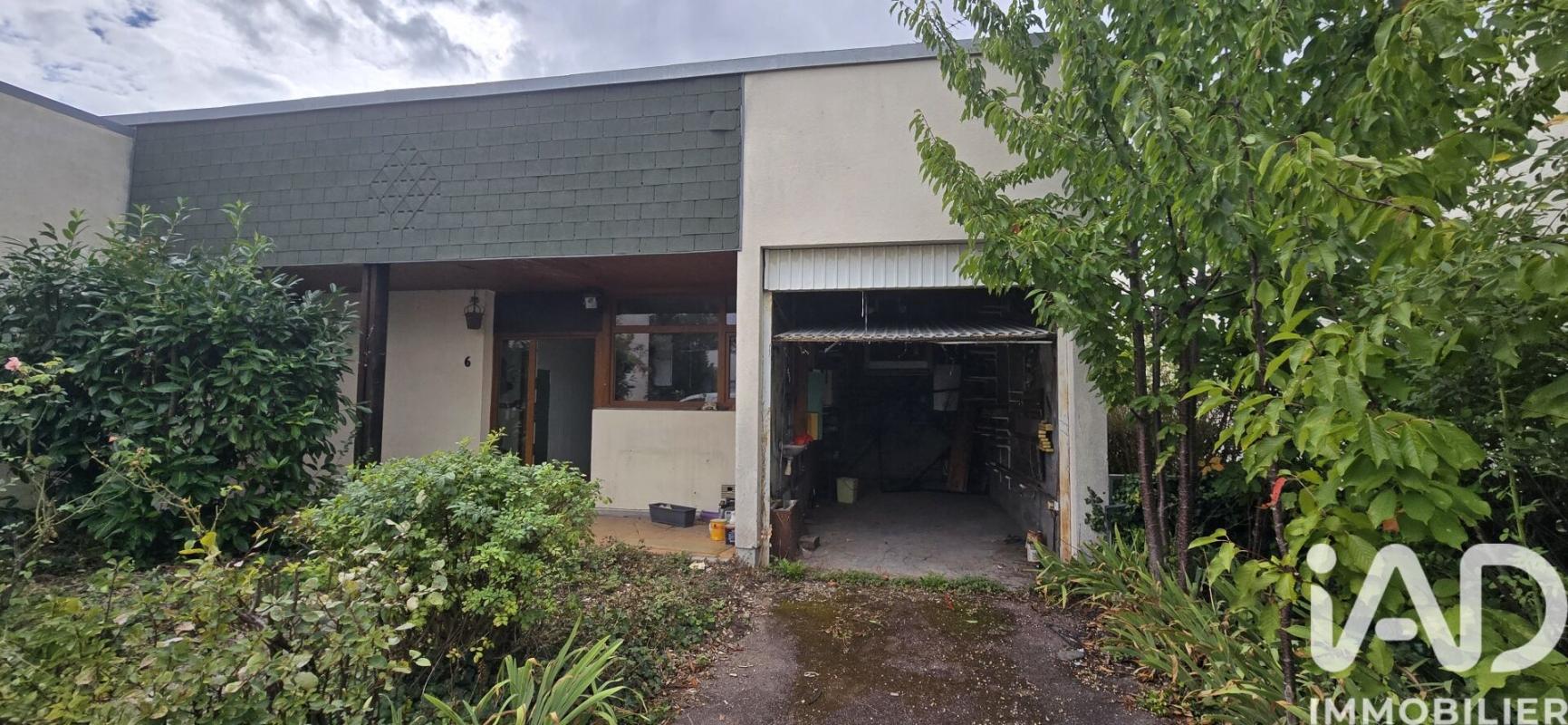 Maison 4 Pièce(s) Bruyères-le-Châtel