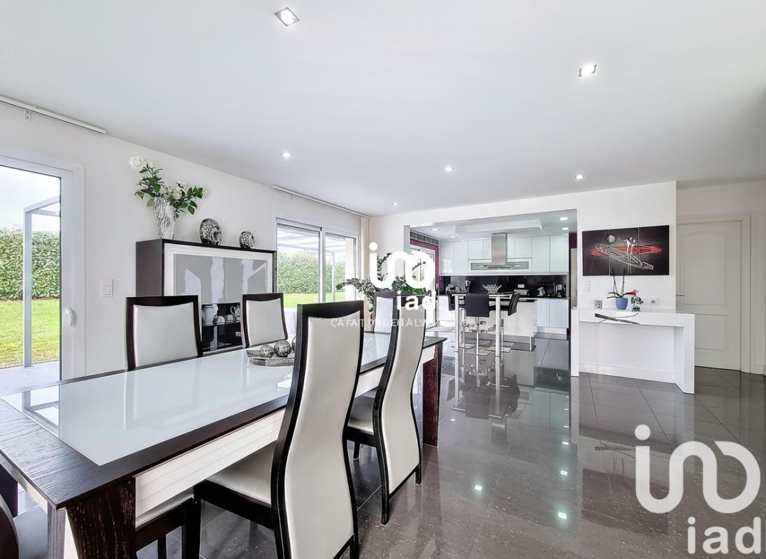 Maison d'architecte 8 Pièce(s) Bréval