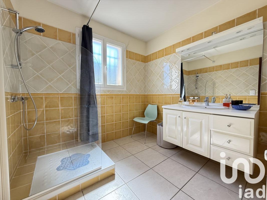 Maison 8 Pièce(s) Six-Fours-les-Plages - Photo 6