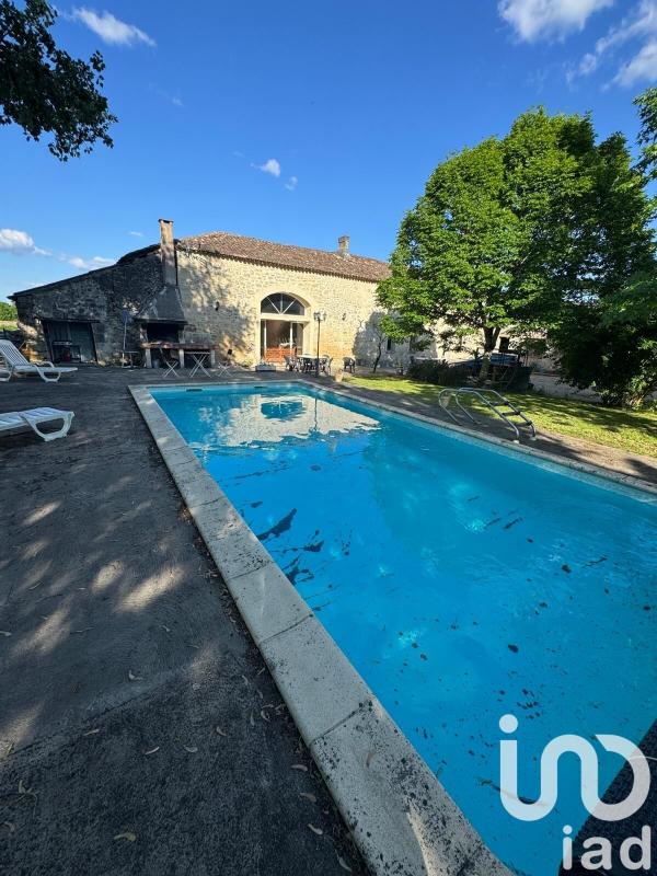 Maison 5 Pièce(s) Saint-Genès-de-Fronsac