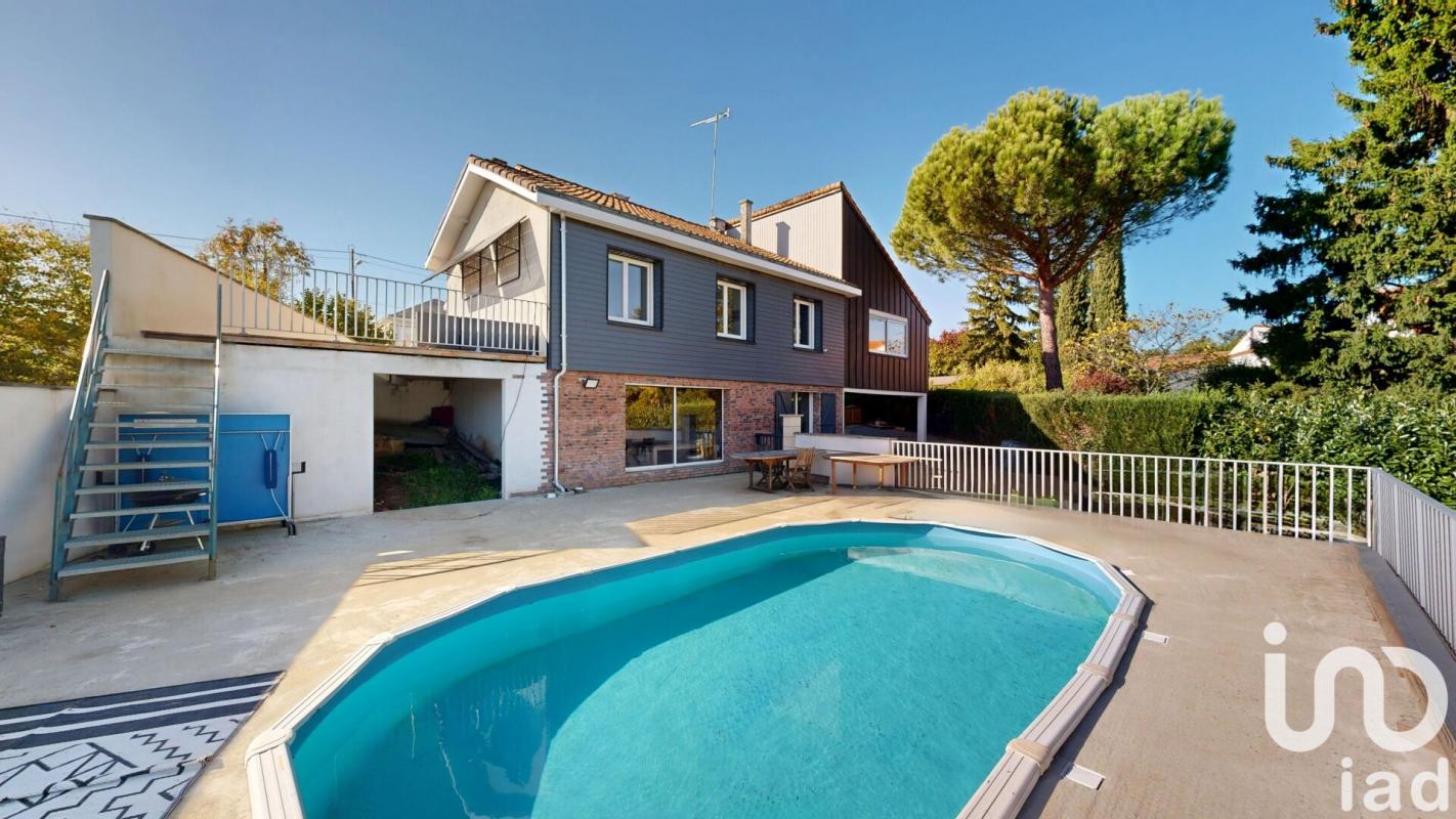 Maison 9 Pièce(s) Montrevault-sur-Èvre