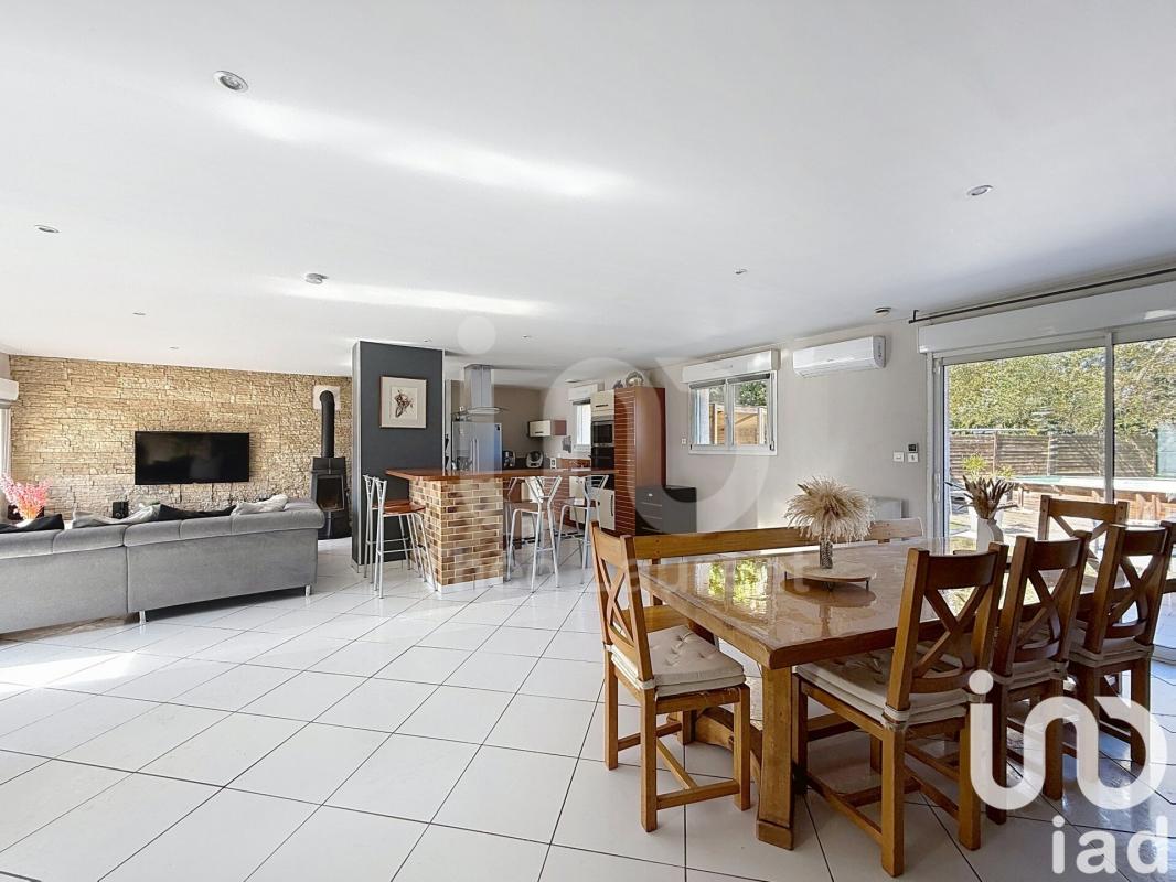 Maison traditionnelle 7 Pièce(s) La Chapelle-Launay