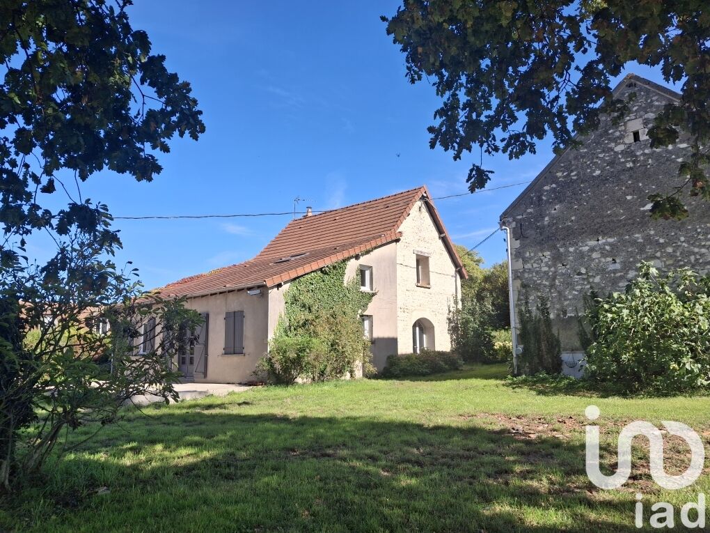 Maison 6 Pièce(s) Neuvy-sur-Loire