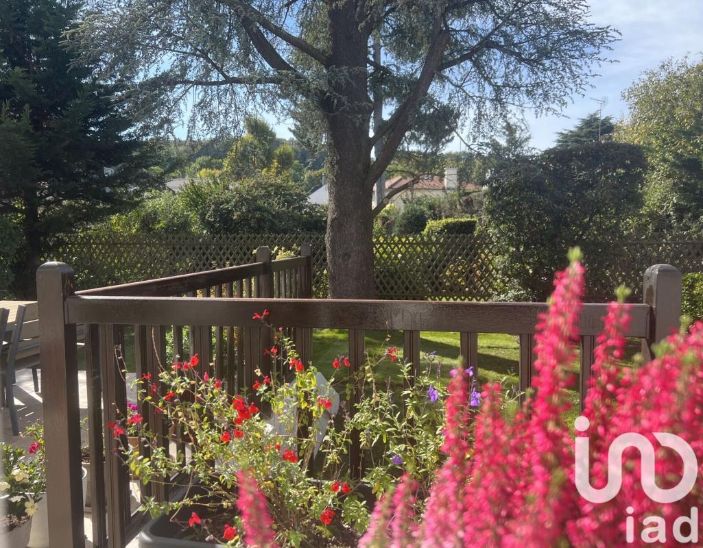 Maison 9 Pièce(s) Marnes-la-Coquette