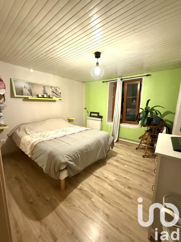 Maison 6 Pièce(s) Courcelles-Chaussy