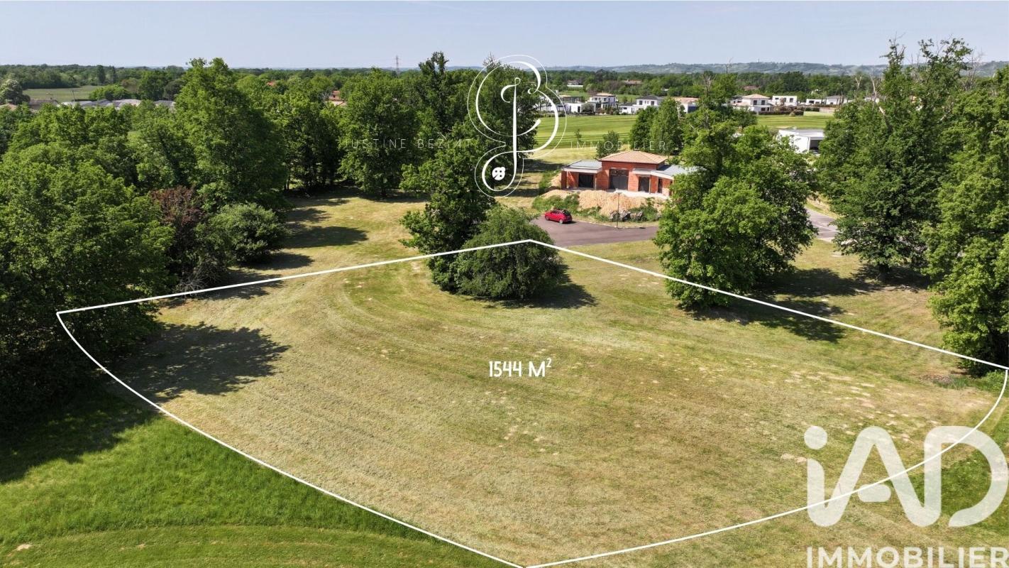 Terrain  Montauban
