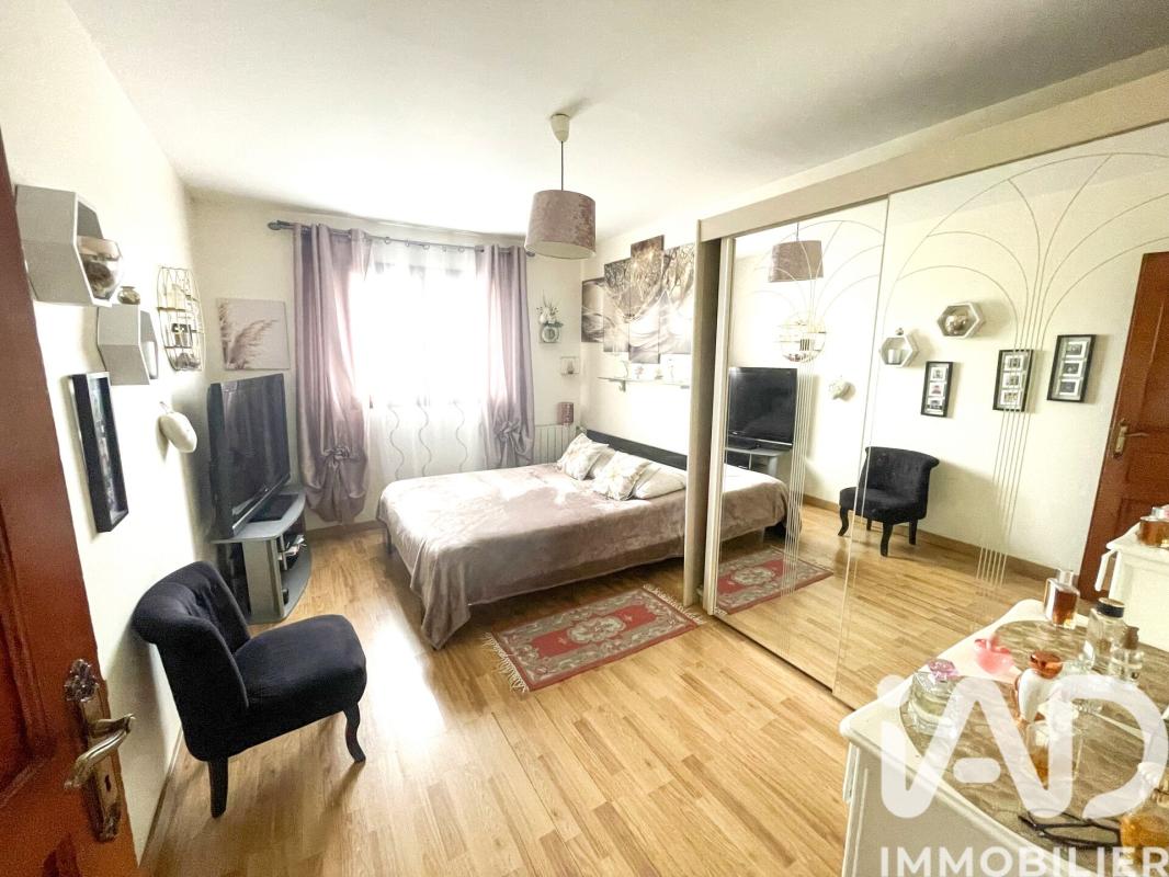 Maison 8 Pièce(s) Vigneux-sur-Seine - Photo 4