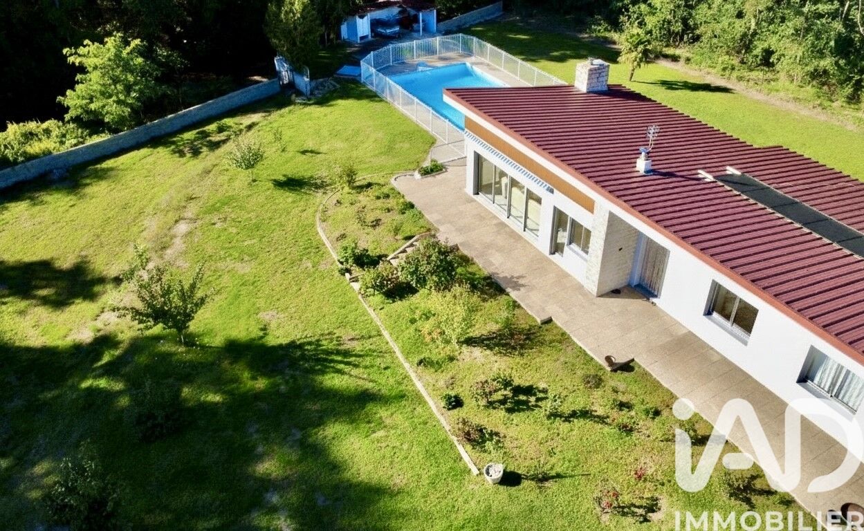 Maison d'architecte 5 Pièce(s) Saint-Just-Saint-Rambert