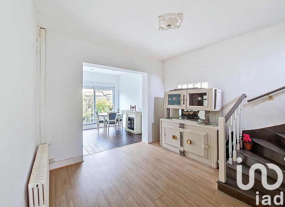 Maison 4 Pièce(s) Clamart