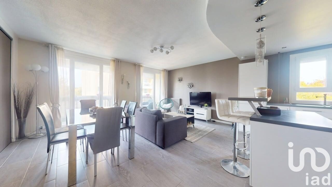 Appartement 4 Pièce(s) Élancourt