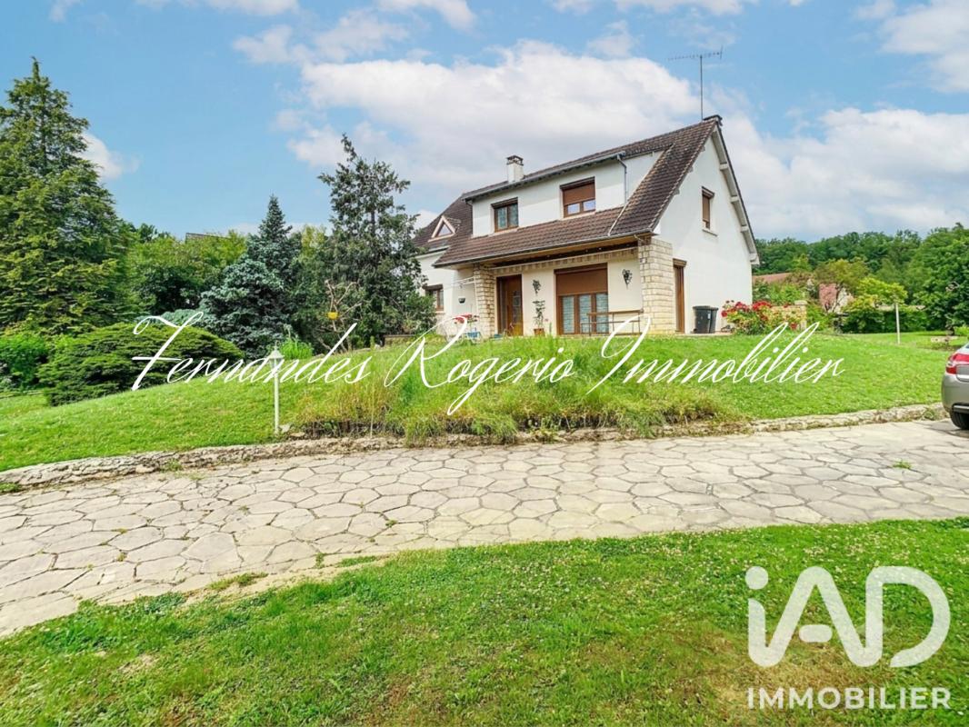 Maison de village 7 Pièce(s) Aulnay-la-Rivière