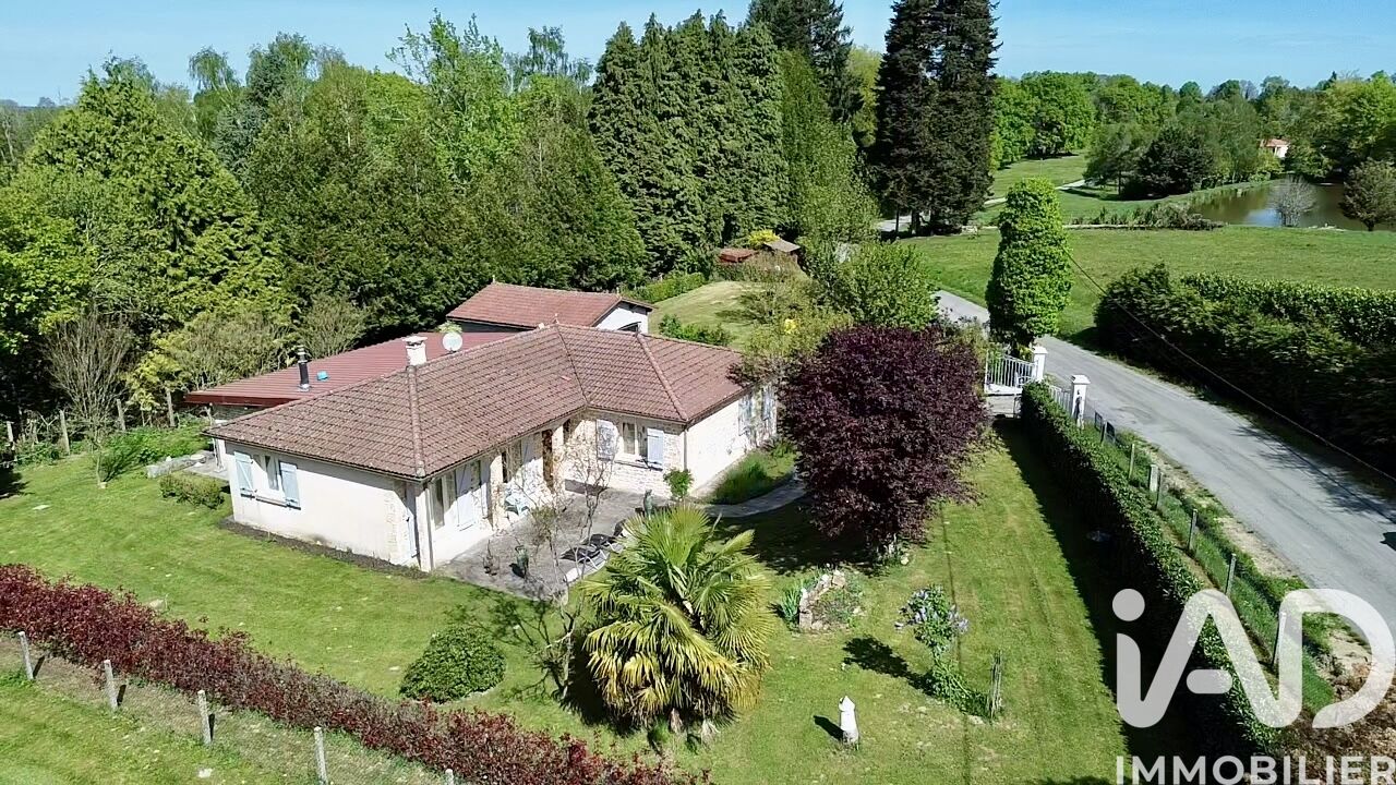 Maison 6 Pièce(s) Bonnac-la-Côte