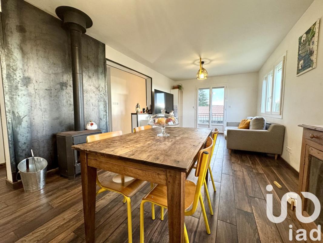 Maison traditionnelle 4 Pièce(s) Montseveroux