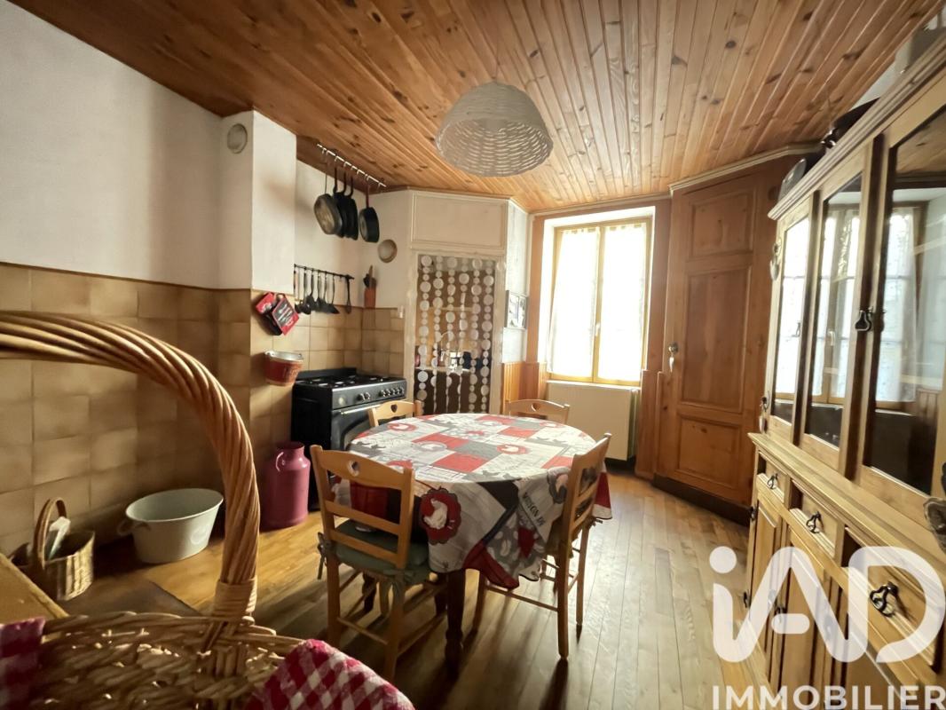 Maison de village 4 Pièce(s) Jujurieux