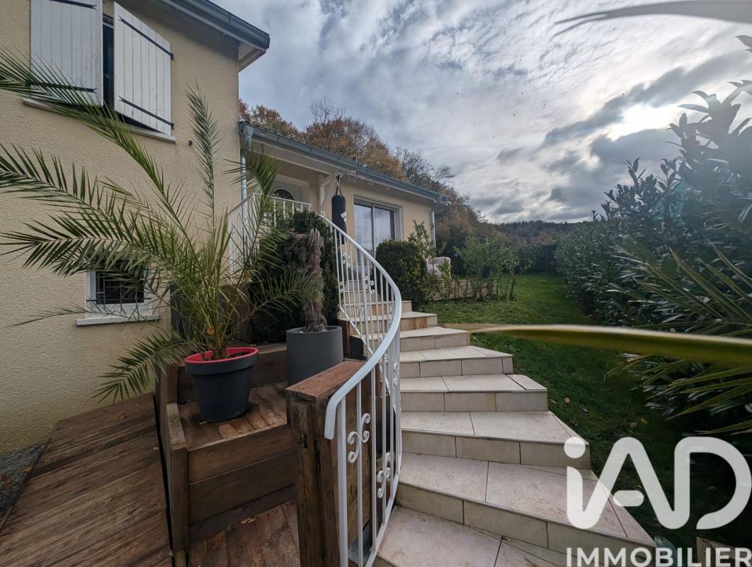 Maison 5 Pièce(s) Oyonnax