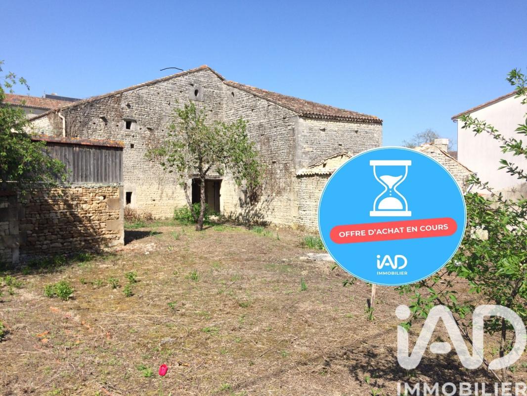 Ferme 4 Pièce(s) Hiersac