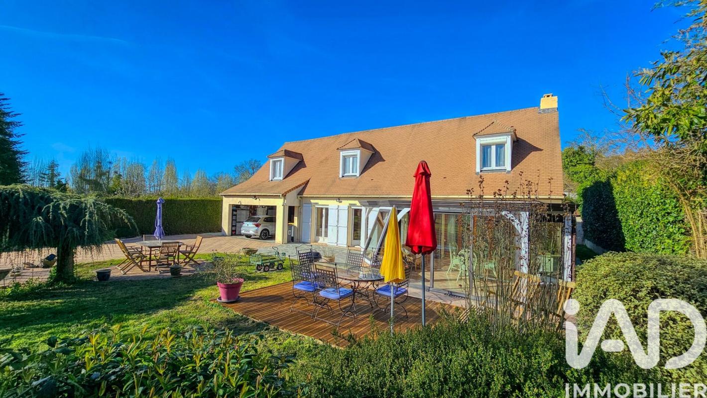 Maison traditionnelle 9 Pièce(s) Morainvilliers