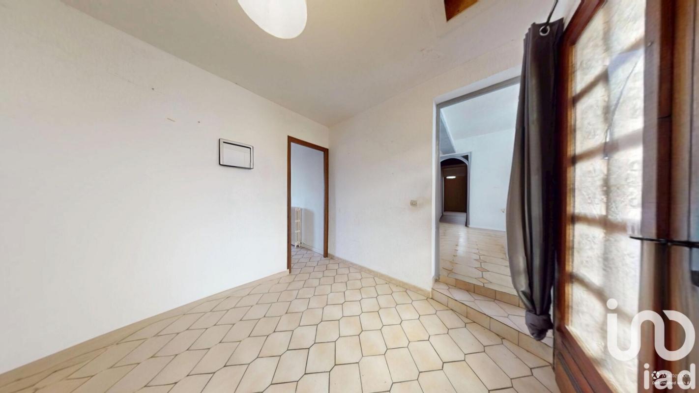 Maison 11 Pièce(s) Varennes-sur-Seine