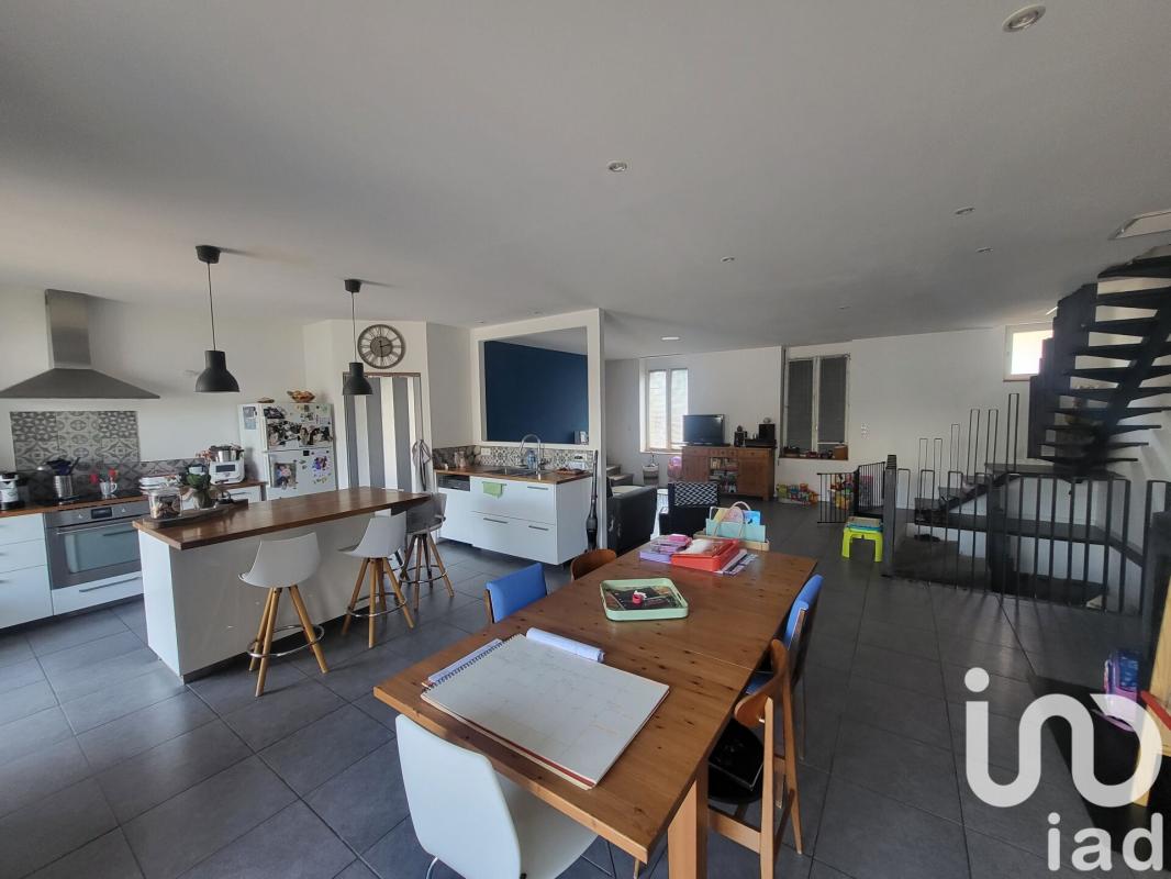 Maison 5 Pièce(s) Aulas