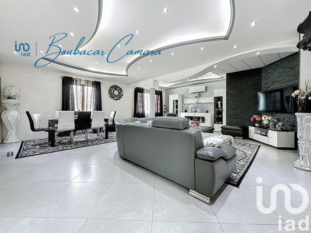 Pavillon 8 Pièce(s) Sartrouville