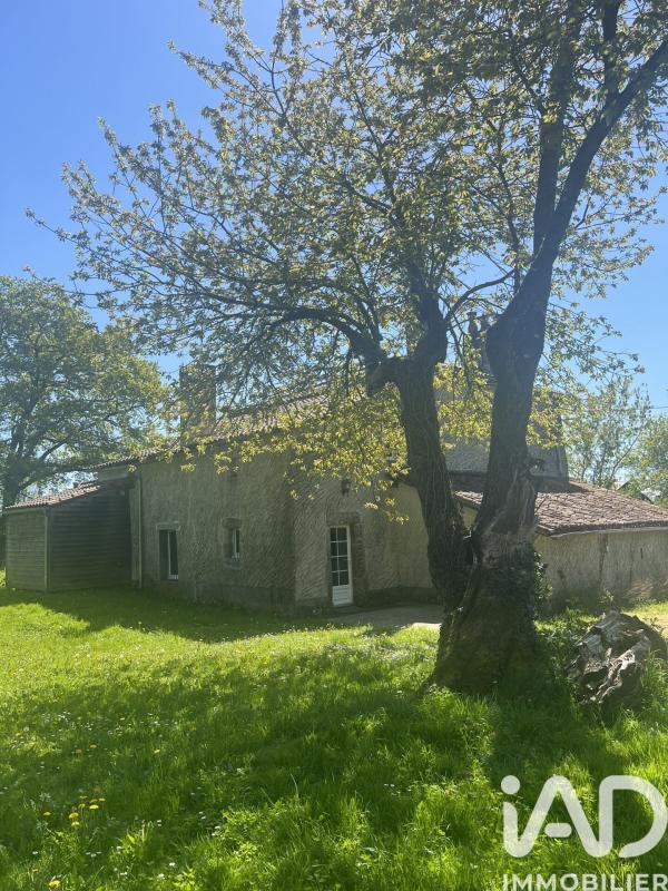 Maison 7 Pièce(s) La Forêt-sur-Sèvre
