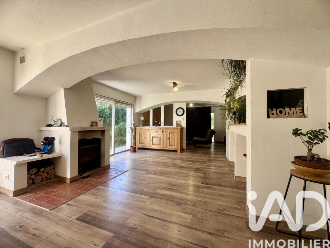 Maison 7 Pièce(s) Saint-Estève