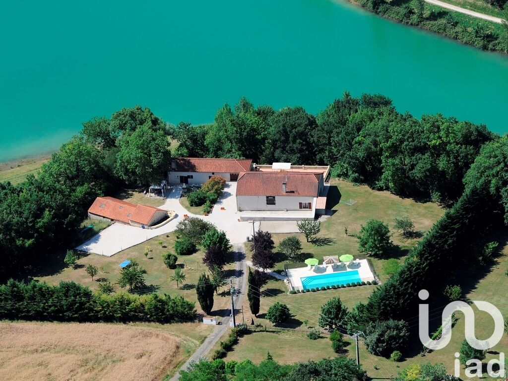 Maison 7 Pièce(s) Monbalen - Photo 1