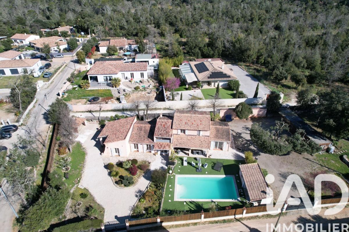 Villa 8 Pièce(s) Lorgues