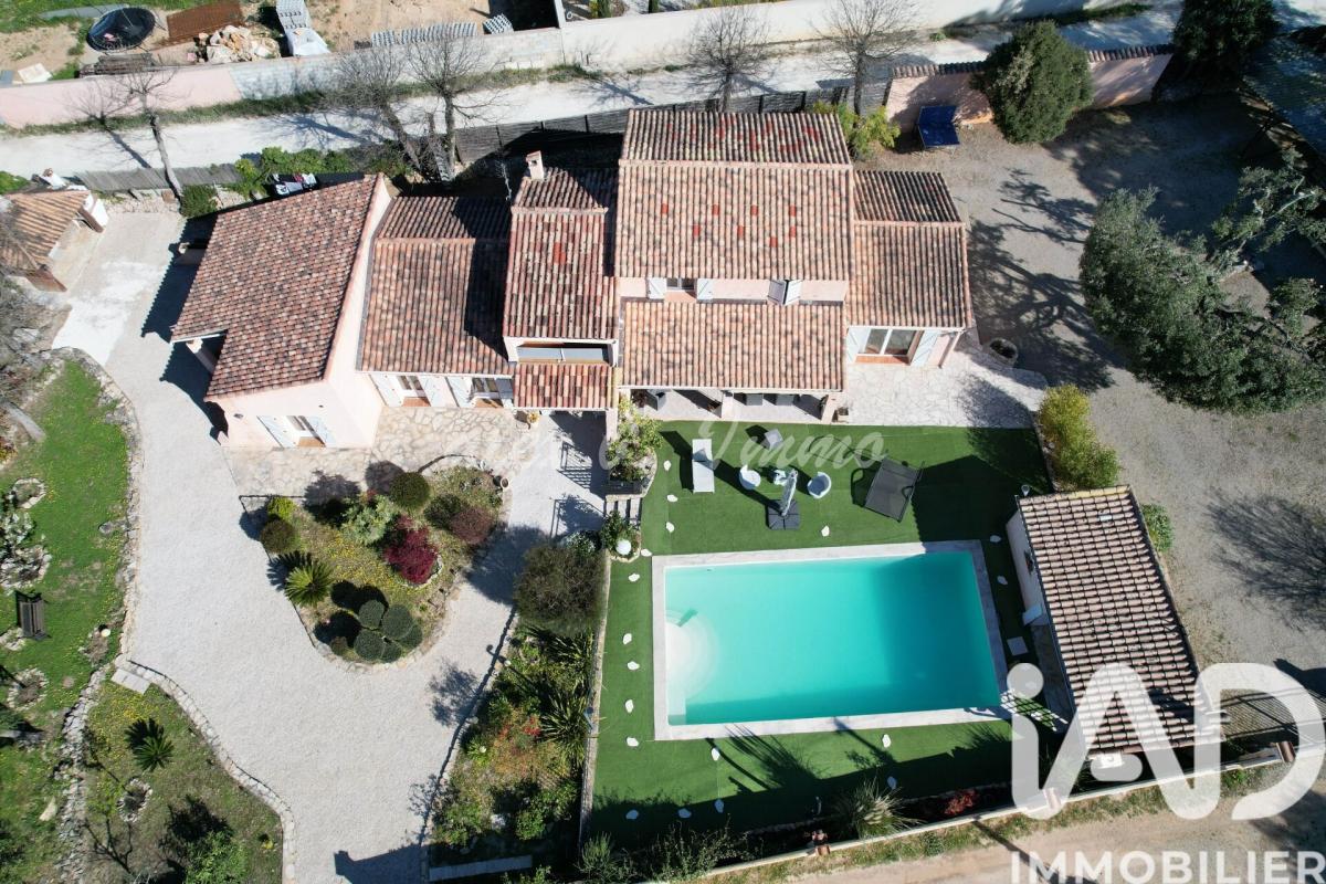Villa 8 Pièce(s) Lorgues
